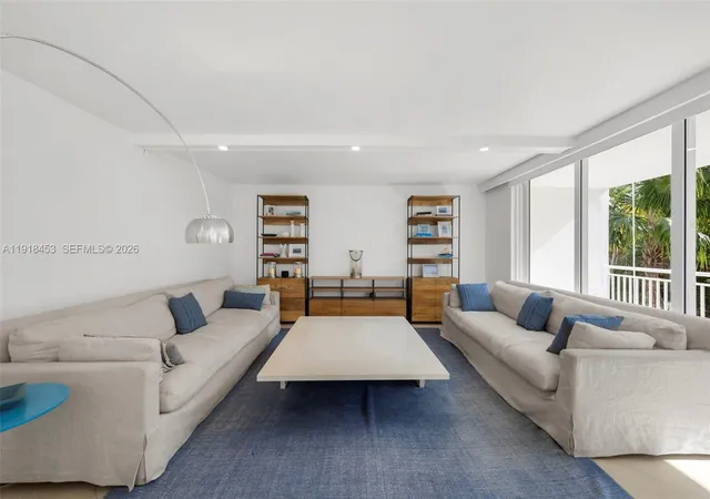 3rd image of 605 Ocean Dr, Key Biscayne, FL 33149