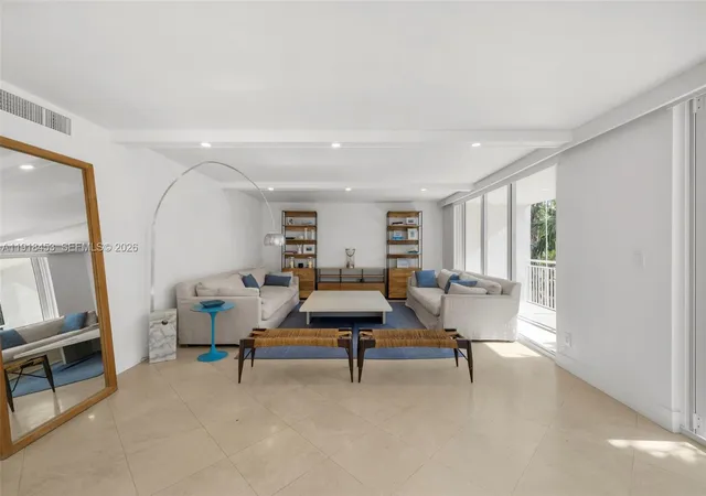 4th image of 605 Ocean Dr, Key Biscayne, FL 33149