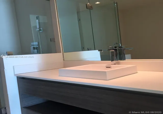 4th image of 1100 S Miami Ave #2911, Miami, FL 33130 | MLS# A11911681