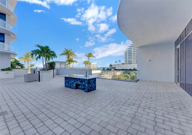 Homes for sale in Fort Lauderdale, FL | 153 N Seabreeze Boulevard, Fort Lauderdale, FL 33304 | Houzeo