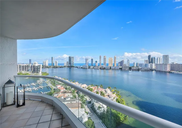 2nd image of 6000 Island Blvd #2406, Aventura, FL 33160 | MLS# A11918407