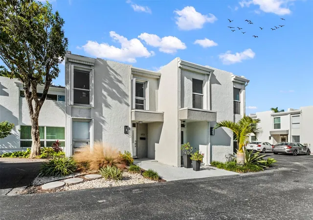 2nd image of 653 Cypress Ln #21b, Wilton Manors, FL 33305 | MLS# F10538250