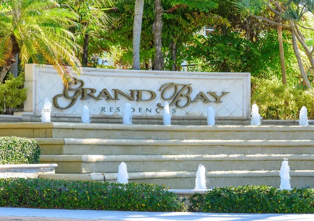 2nd image of 445 Grand Bay Dr #303, Key Biscayne, FL 33149 | MLS# A11919625