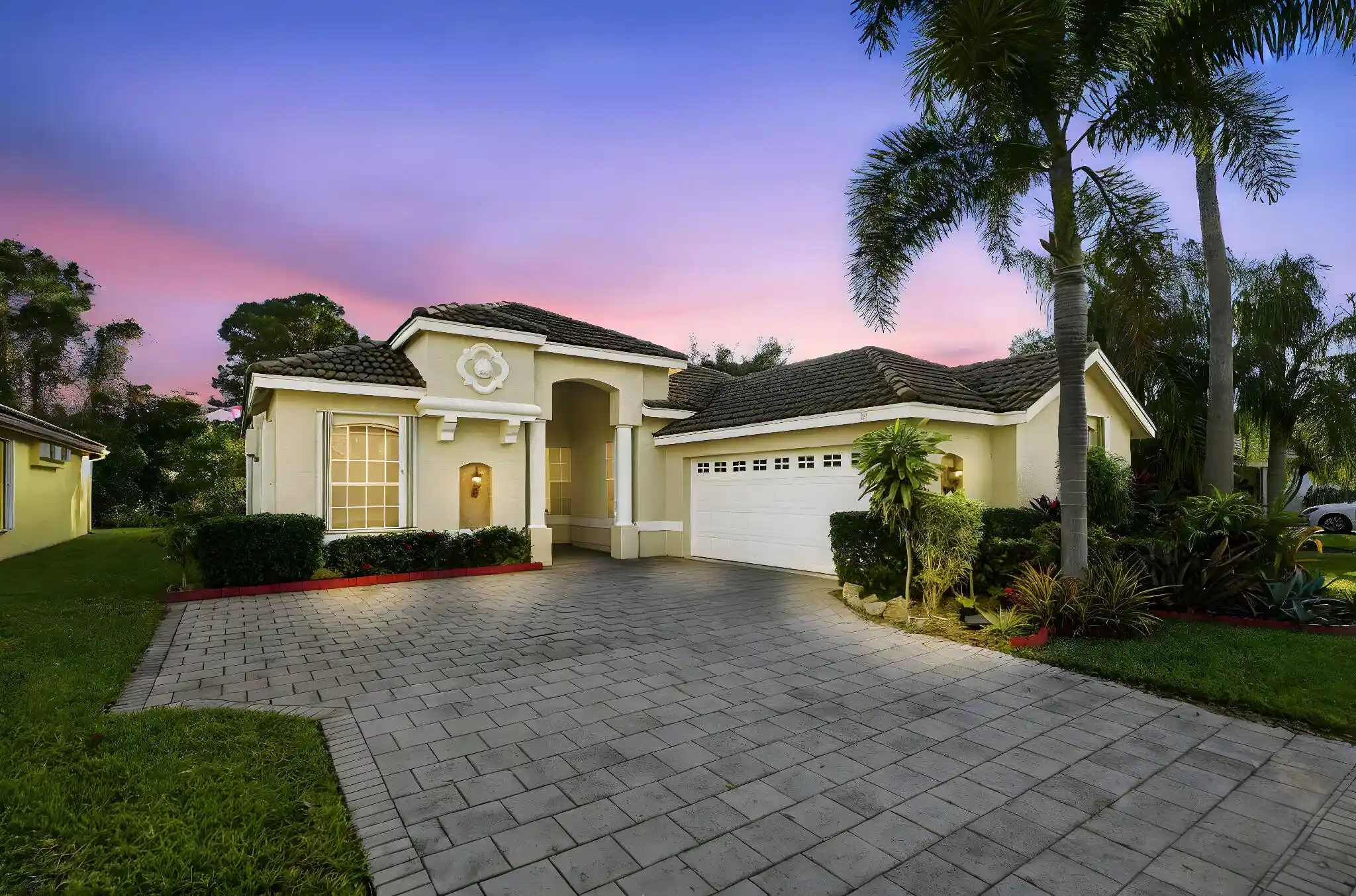 Photo 1 of Single family home for sale at 665 Sw Lake Charles Cir, Port St Lucie, FL 34986 | MLS# R11143762 | Listing updated on 2026-10-27