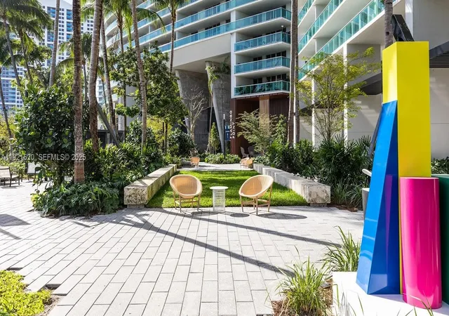 2nd image of 1500 Bay Rd, Miami Beach, FL 33139