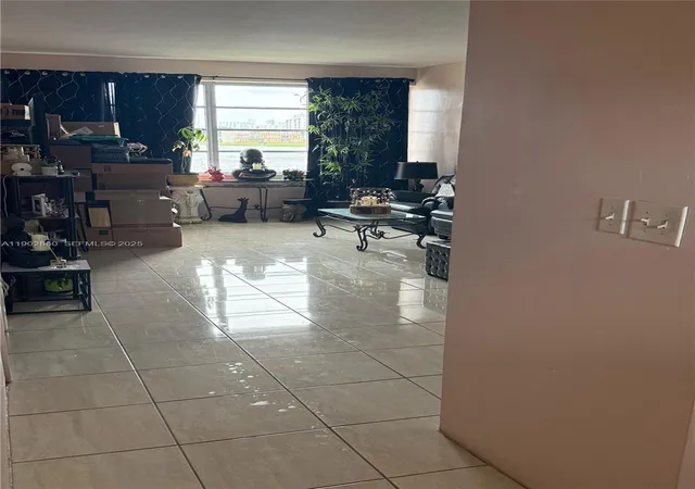 2nd image of 18555 Ne 14Th Ave #715, Miami, FL 33179 | MLS# A11902860