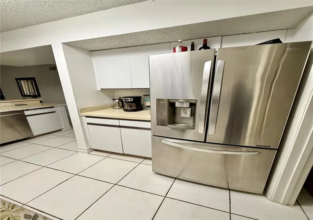 2nd image of 8246 Nw 24th St #8246, Coral Springs, FL 33065 | MLS# A11917311