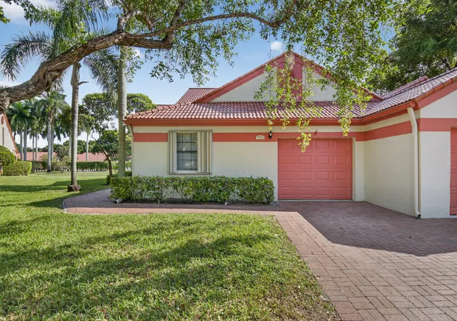 Homes for sale in Delray Beach, FL | 7972 Lexington Club Blvd #A, Delray Beach, FL 33446 | MLS# R11144302