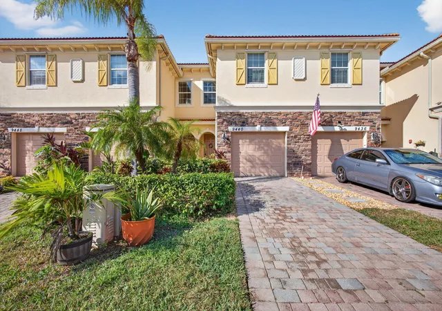 Photo 2 of Sale Pending at 9440 Sw Merlin Ct, Stuart, FL 34997 | MLS# R11144311 | Listing updated on 2026-09-28