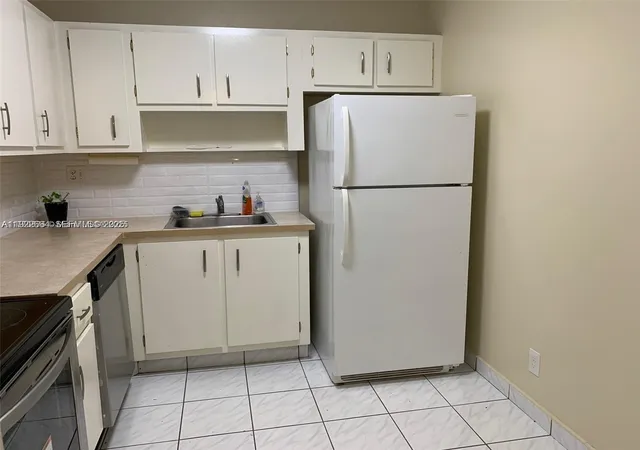 2nd image of 500 Three Islands Blvd, Hallandale, FL 33009