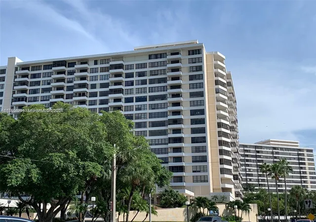 2nd image of 500 Three Islands Blvd #307, Hallandale, FL 33009 | MLS# A11922664