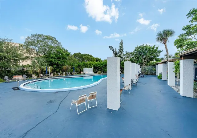 25th image of 2840 Somerset Dr #207M, Lauderdale Lakes, FL 33311 | MLS# A11923065