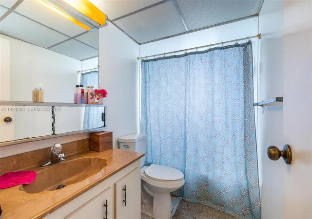 3rd image of 2840 Somerset Dr #207M, Lauderdale Lakes, FL 33311 | MLS# A11923065