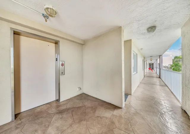 Homes for sale in Fort Lauderdale, FL | 9580 Weldon Circle, Fort Lauderdale, FL 33321 | Houzeo