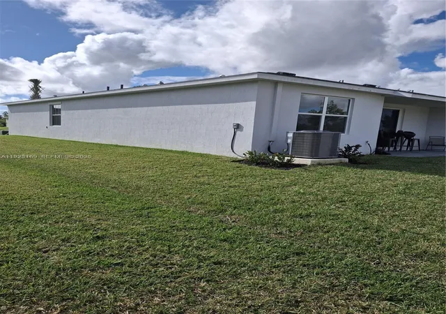 3rd image of 1887 Cerulean Dr, Palm Bay, FL 32907 | MLS# A11923169