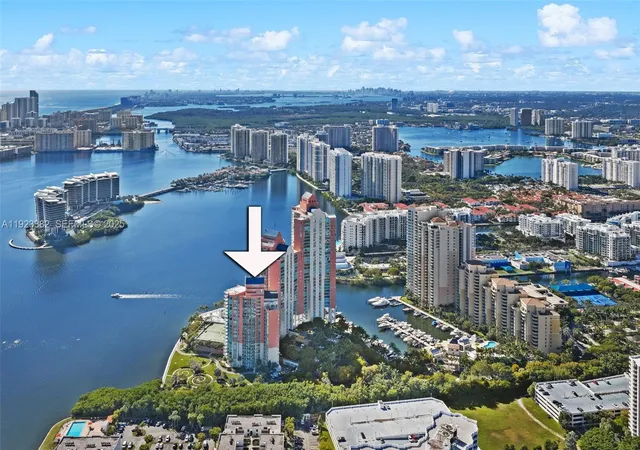 5th image of 3370 Hidden Bay Dr #2102, Ojus, FL 33180 | MLS# A11923382