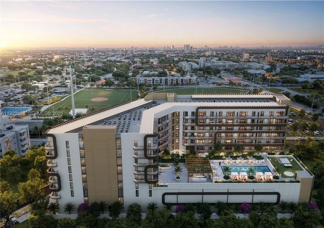2nd image of 218 Se 7th St #517, Hallandale Beach, FL 33009 | MLS# A11923568