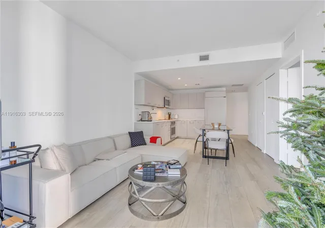 1st image of 55 Sw 9Th St #2610, Miami, FL 33130 | MLS# A11916303