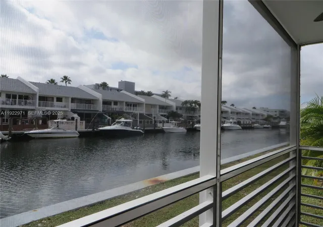 2nd image of 3750 Ne 169th St #102, North Miami Beach, FL 33160 | MLS# A11922971