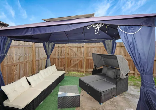 18th image of 1052 Se 23rd Ave, Homestead, FL 33035 | MLS# A11924514