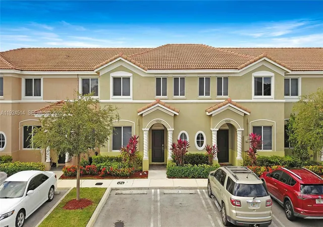 2nd image of 1052 Se 23rd Ave, Homestead, FL 33035 | MLS# A11924514