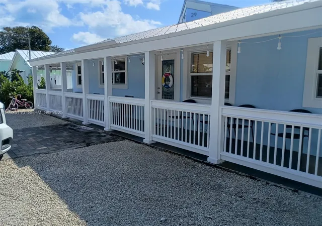 1st image of 29 Bonefish Ave, Key Largo, FL 33037 | MLS# A11925110