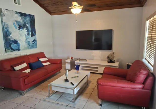 32nd image of 29 Bonefish Ave, Key Largo, FL 33037 | MLS# A11925110