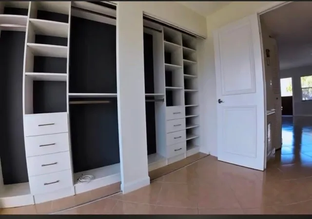 4th image of 9101 Sunrise Lakes Blvd, Sunrise, FL 33322 | MLS# F10539432