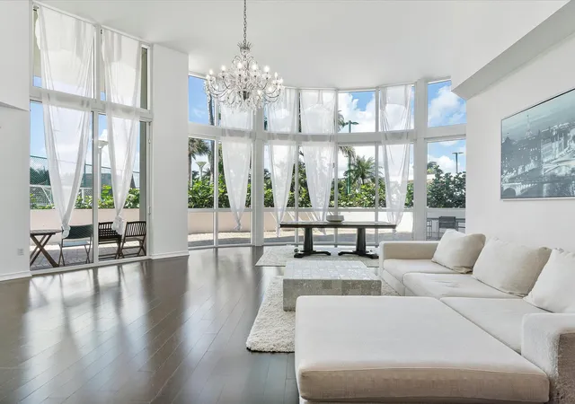 Photo 4 of Condo for sale at 18101 Collins Ave #401, Sunny Isles Beach, FL 33160 | MLS# R11145360 | Listing updated on 2026-10-04