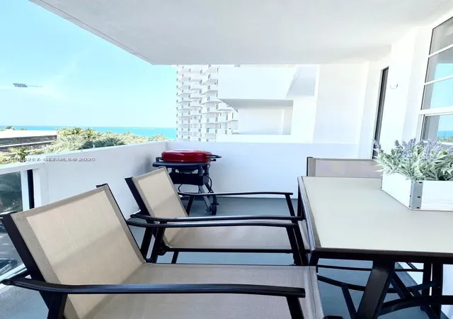20th image of 100 Lincoln Rd #608, Miami Beach, FL 33139 | MLS# A11925287