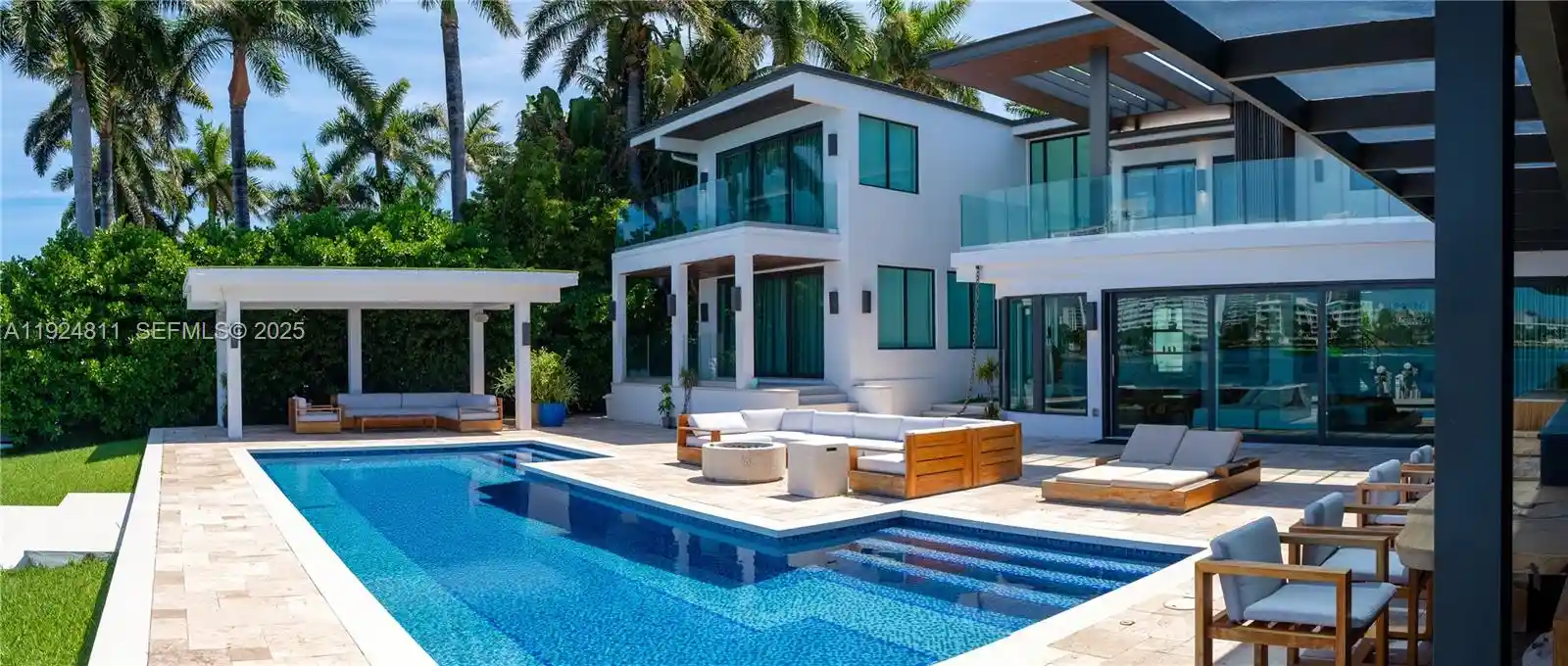 Single family home for sale at 327 E Rivo Alto Dr, Miami Beach, FL 33139 | MLS# A11924811