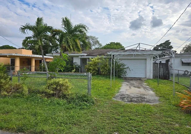 1st image of 2702 Hayes St, Hollywood, FL 33020 | MLS# F10539981