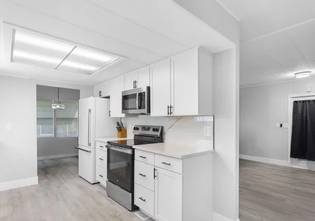 Photo 3 of Manufactured home for sale at 3008 Bimini Bay, Boynton Beach, FL 33436 | MLS# R11145935 | Listing updated on 2026-10-08