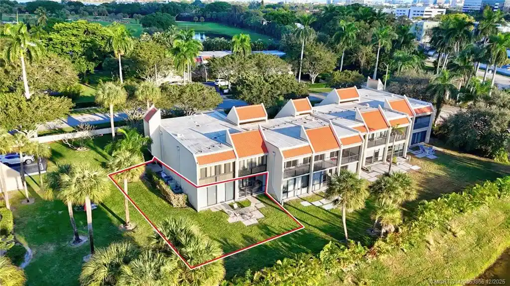 Photo 1 of Condo for sale at 1701 Presidential Way #A104, West Palm Beach, FL 33401 | MLS# M20053365 | Listing updated on 2026-10-28