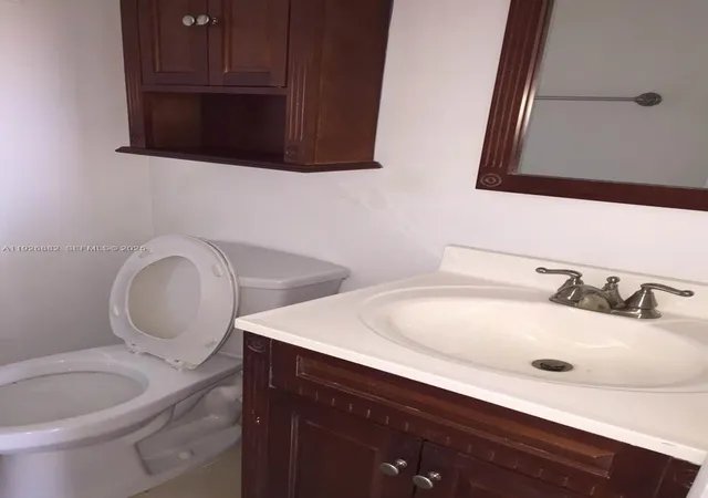 4th image of 9375 Fontainebleau Blvd #L423, Miami, FL 33172 | MLS# A11926882