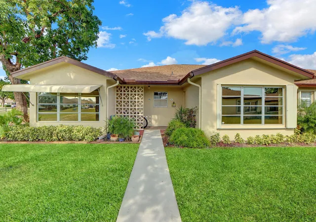 Homes for sale in Delray Beach, FL | 14050 Nesting Wy #B, Delray Beach, FL 33484 | MLS# R11146118