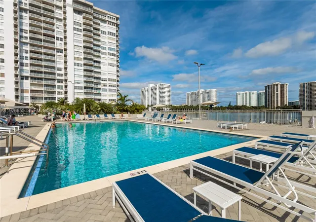 4th image of 18011 Biscayne Blvd, Miami, FL 33160