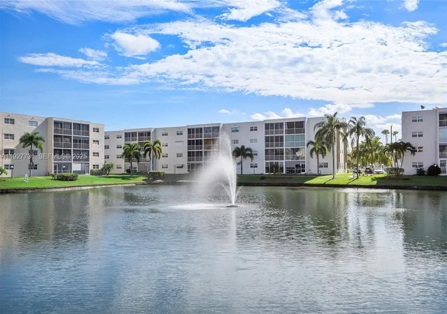 1st image of 324 Se 10th St #203, Dania, FL 33004 | MLS# A11927731