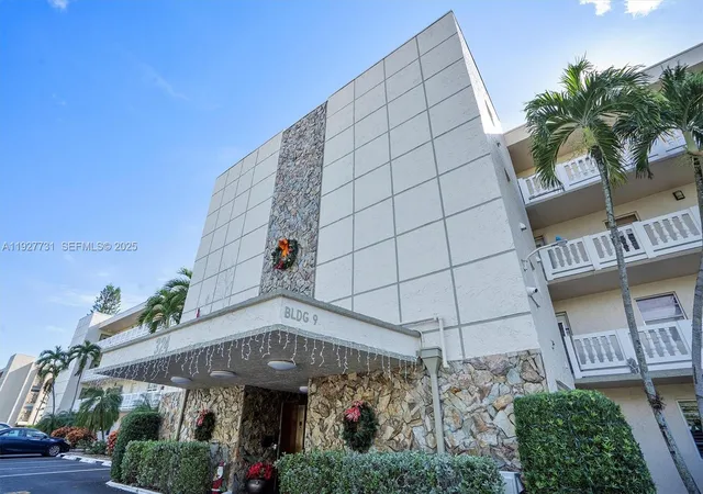 4th image of 324 Se 10Th St, Dania Beach, FL 33004