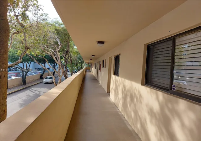 3rd image of 8415 Sw 107Th Ave #255W, Miami, FL 33173 | MLS# A11921977