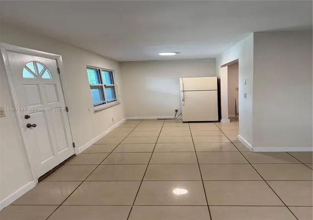 5th image of 4717 Sw 33Rd Ave, Dania Beach, FL 33312
