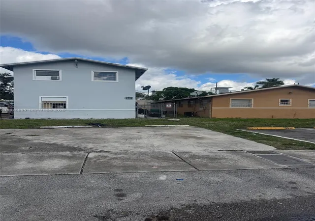 Homes for sale in Fort Lauderdale, FL | 3821 Sw 13th Ct, Fort Lauderdale, FL 33312 | MLS# A11928995