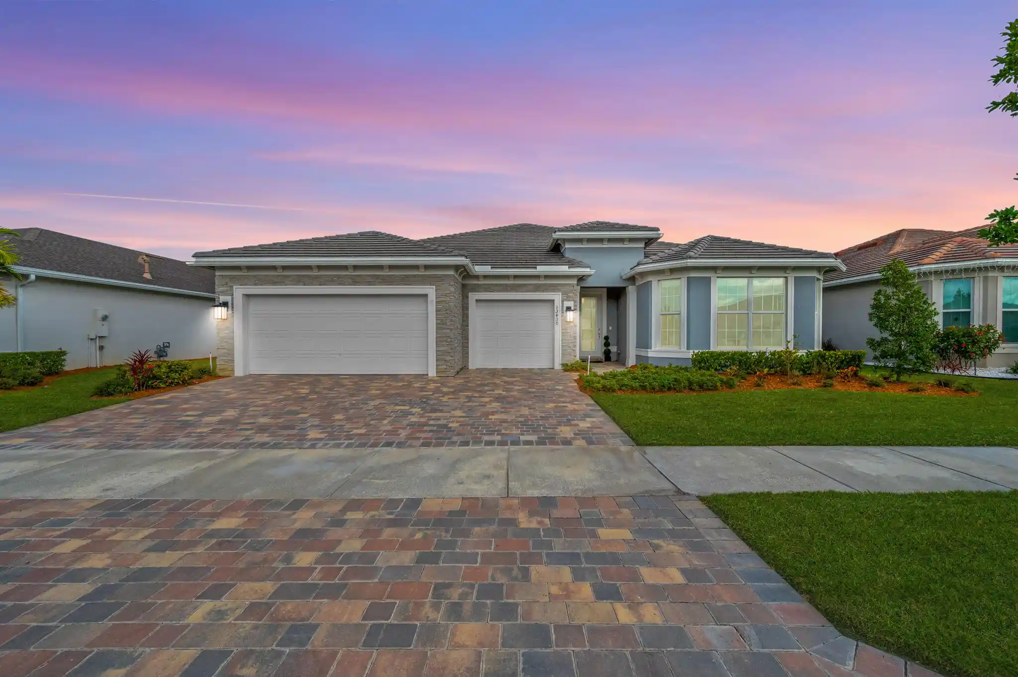 Photo 1 of Sale Pending at 13430 Sw Vermillion Cir, Port St Lucie, FL 34987 | MLS# R11146994 | Listing updated on 2026-10-26