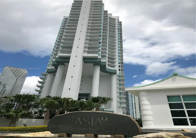 4th image of 900 Brickell Key Blvd #1602, Miami, FL 33131 | MLS# A11929584