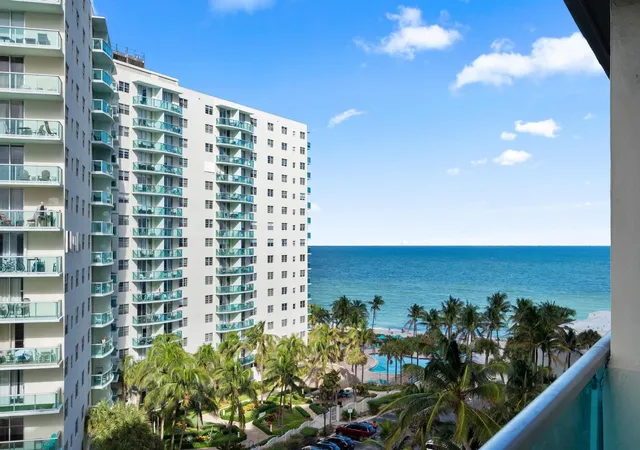 Homes for sale in Hollywood, FL | 4001 S Ocean Dr #8E, Hollywood, FL 33019 | MLS# F10539718