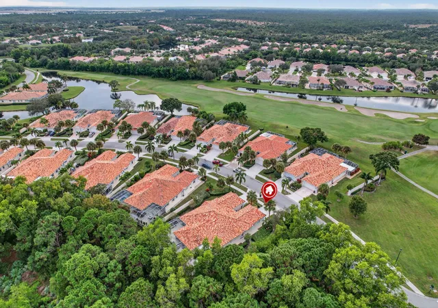Photo 4 of Sale Pending at 8381 SE Double Tree Dr, Hobe Sound, FL 33455 | MLS# R11147250 | Listing updated on 2026-10-10
