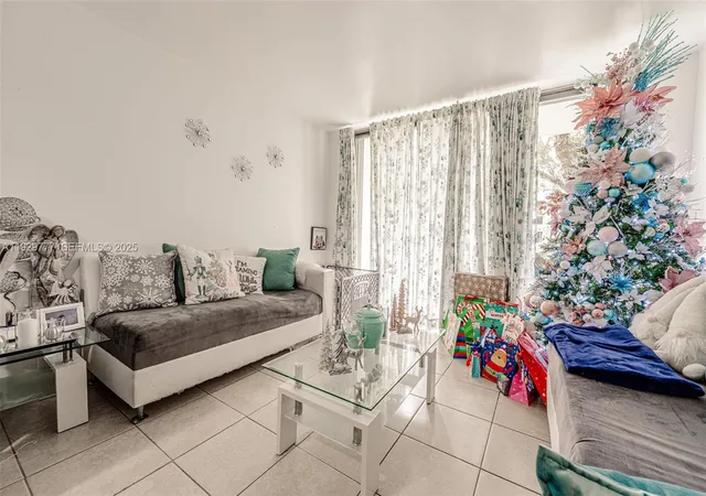 3rd image of 8006 Sw 149Th Ave #D109, Miami, FL 33193 | MLS# A11929777