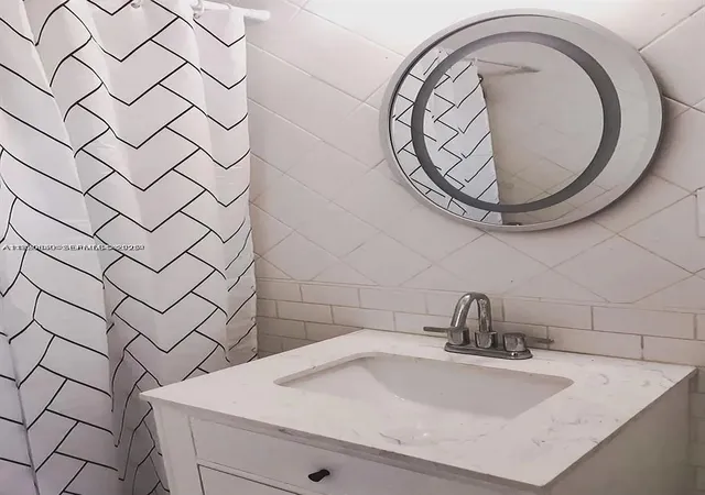 6th image of 1611 Michigan Ave #21, Miami Beach, FL 33139 | MLS# A11930640