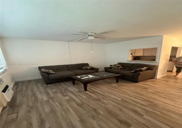 4th image of 118 E Salisbury, West Palm Beach, FL 33417