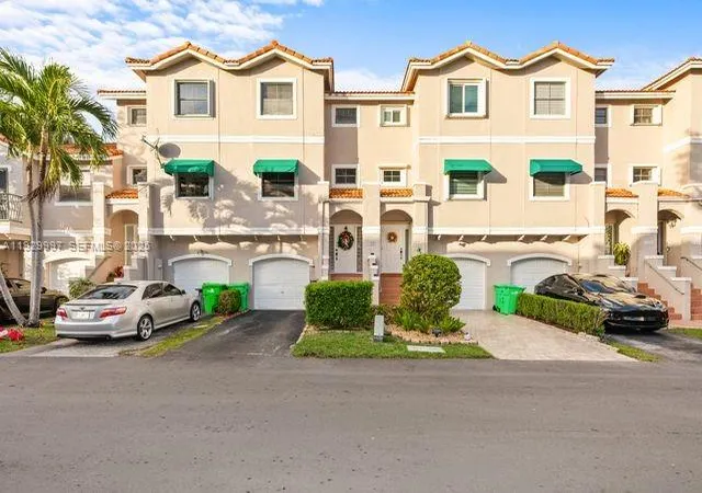 2nd image of 12691 Nw 14th Pl, Sunrise, FL 33323 | MLS# A11929997
